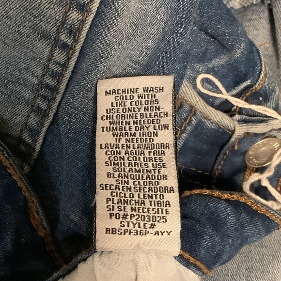 Almost Famous Women’s frayed‎ distressed bell bottom hippie boho jeans size 11 - Picture 7 of 12